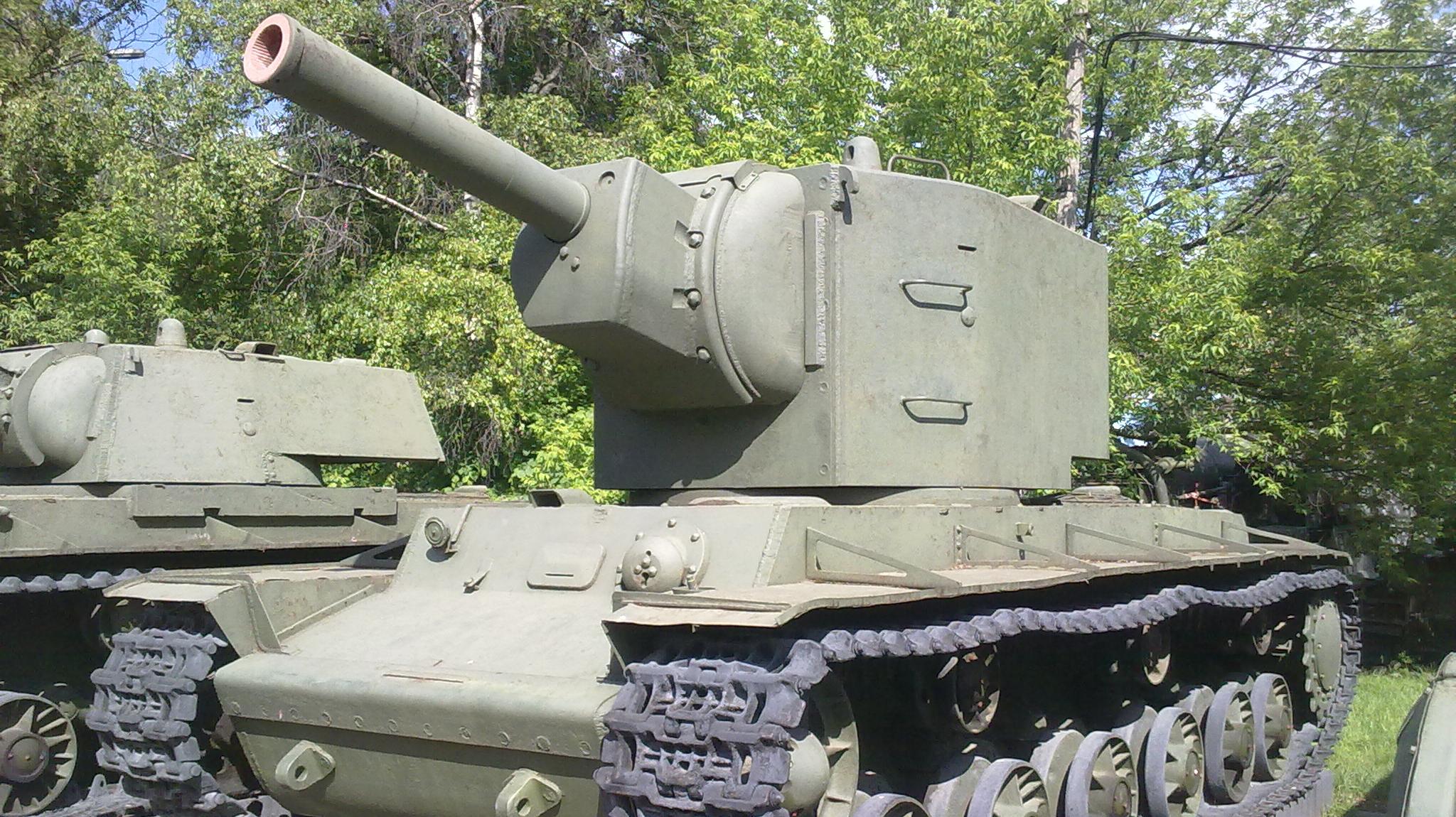 KV-2: Tank který dokázal zastavit celou německou kolonu