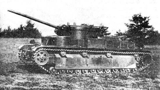 Těžký tank T‑28E F‑30: Třívěžový sovětský kolos    