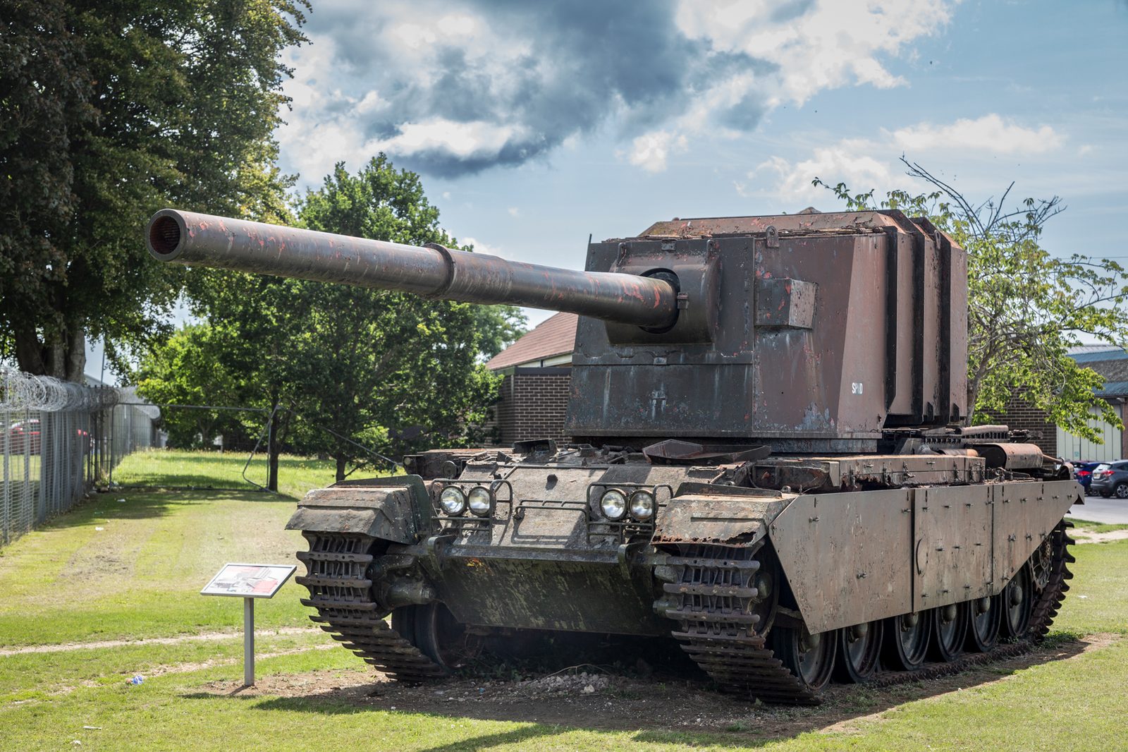 FV4005