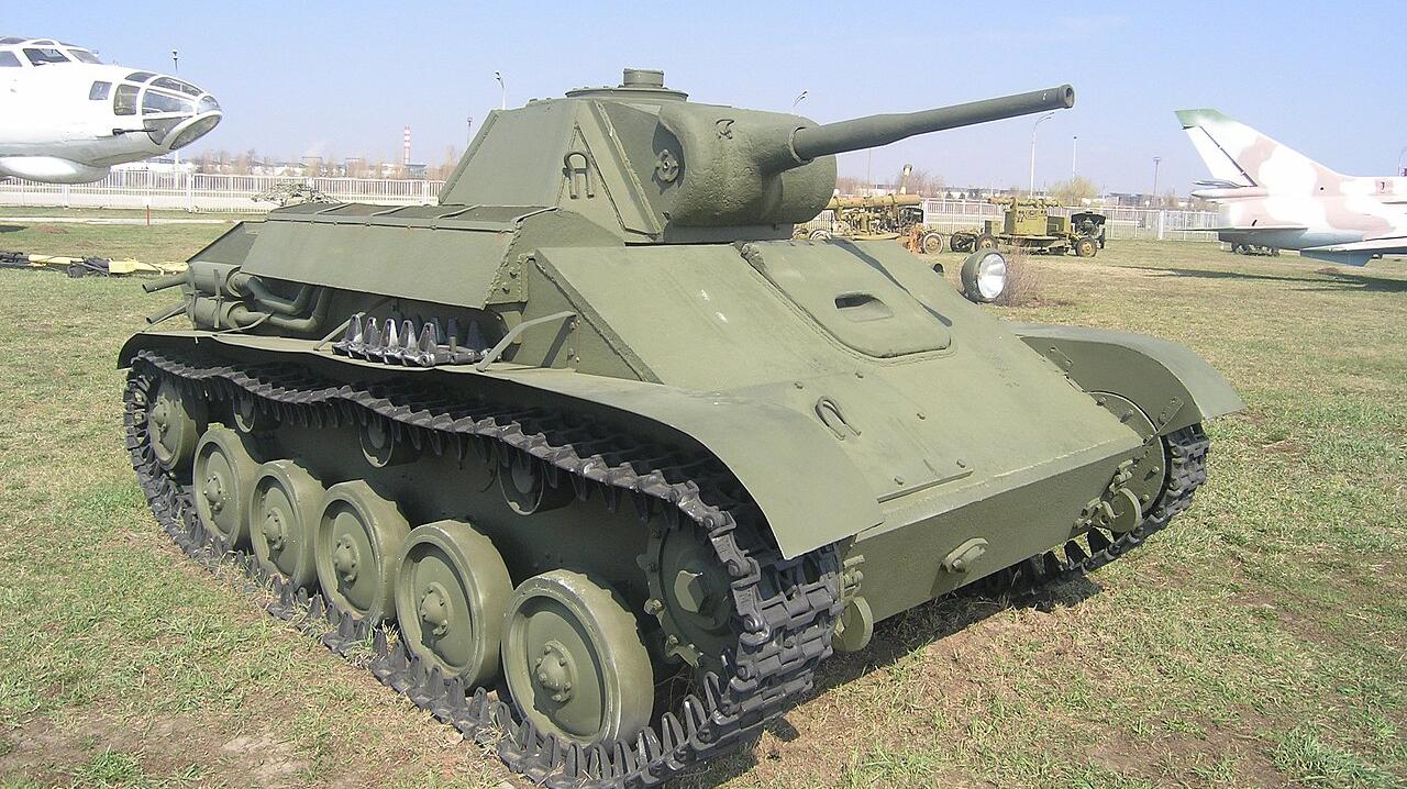 T-70: Sovětský lehký tank který zachraňoval Rudou armádu v 1942