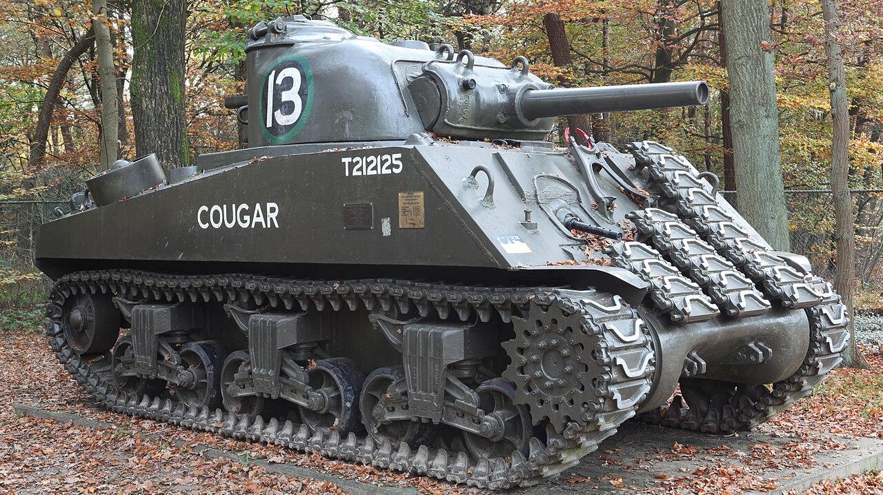 Střední tank M4-85: Modernizovaný Sherman pro SSSR z roku 1944