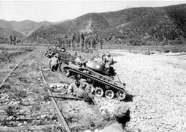 M24 Chaffee