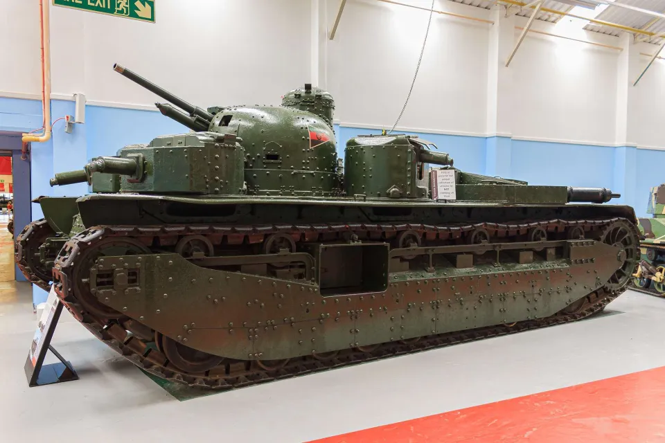 A1E1 Independent v muzeu