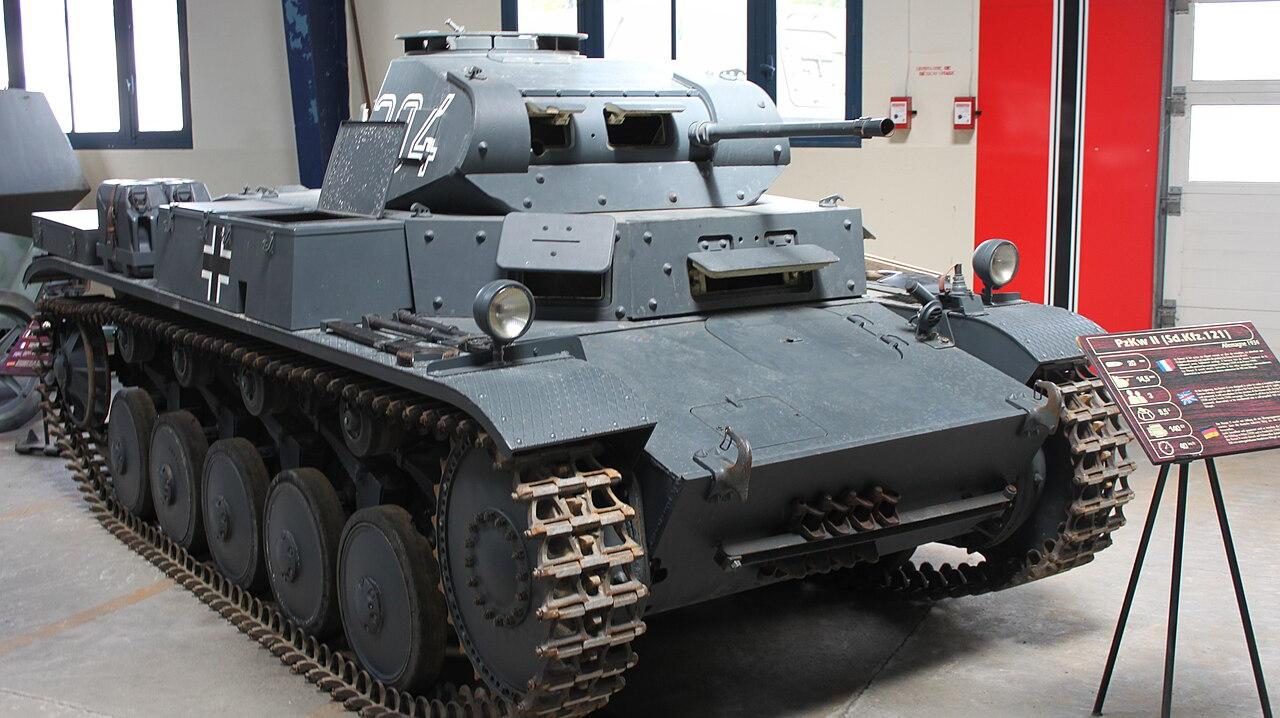 Pz.Kpfw. II J: Lehký tank, který měl pancíř jako těžký tank
