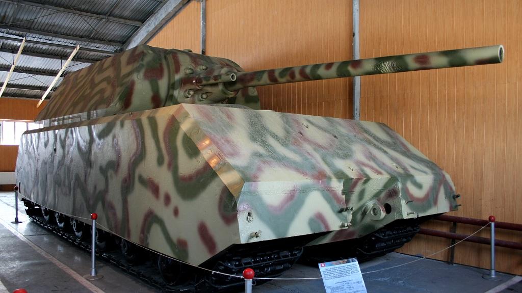 Maus chtěl být nezničitelný ale zradila ho vlastní velikost